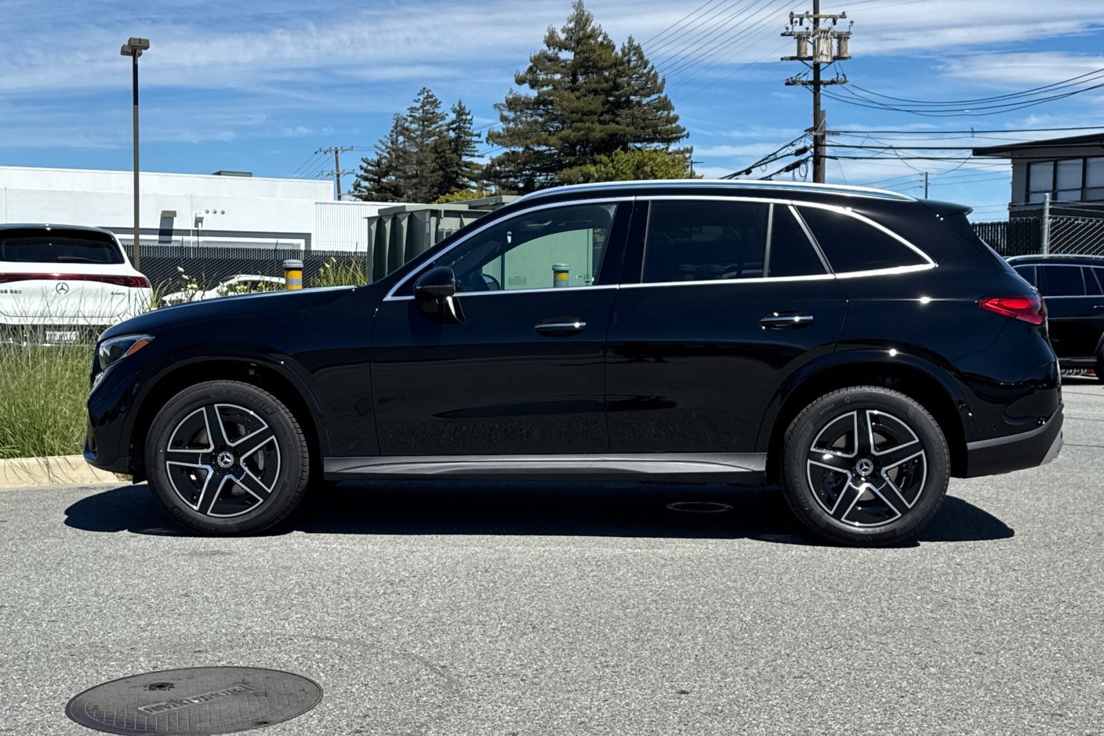 New 2027 Mercedes-Benz GLC 300 4MATIC SUV