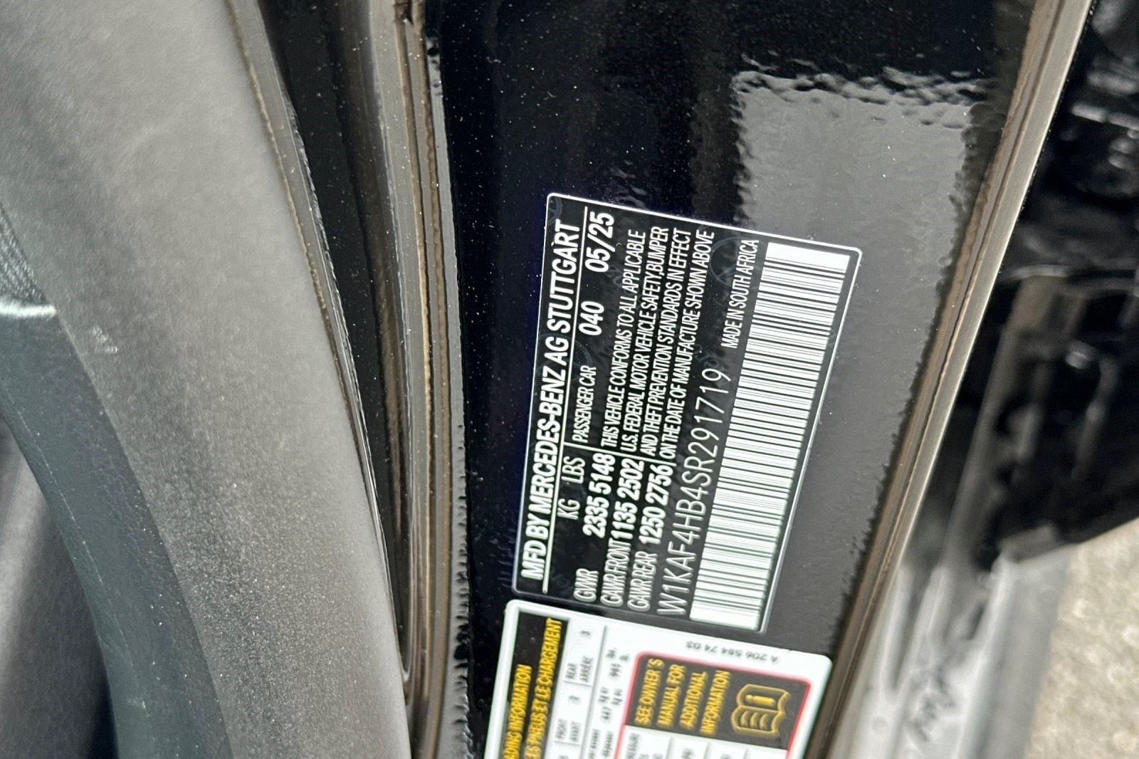 2025 Mercedes-Benz C-Class Sedan C 300 - Photo 19