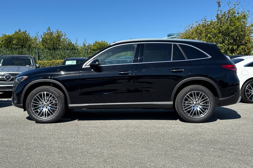 New 2027 Mercedes-Benz GLC 300 4MATIC SUV