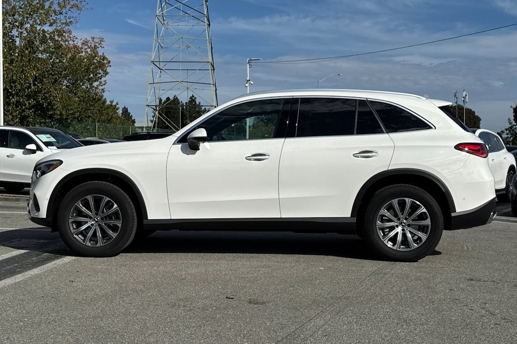 New 2027 Mercedes-Benz GLC 300 4MATIC SUV