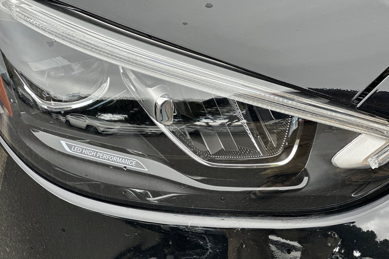 2025 Mercedes-Benz C-Class Sedan C 300 - Photo 11
