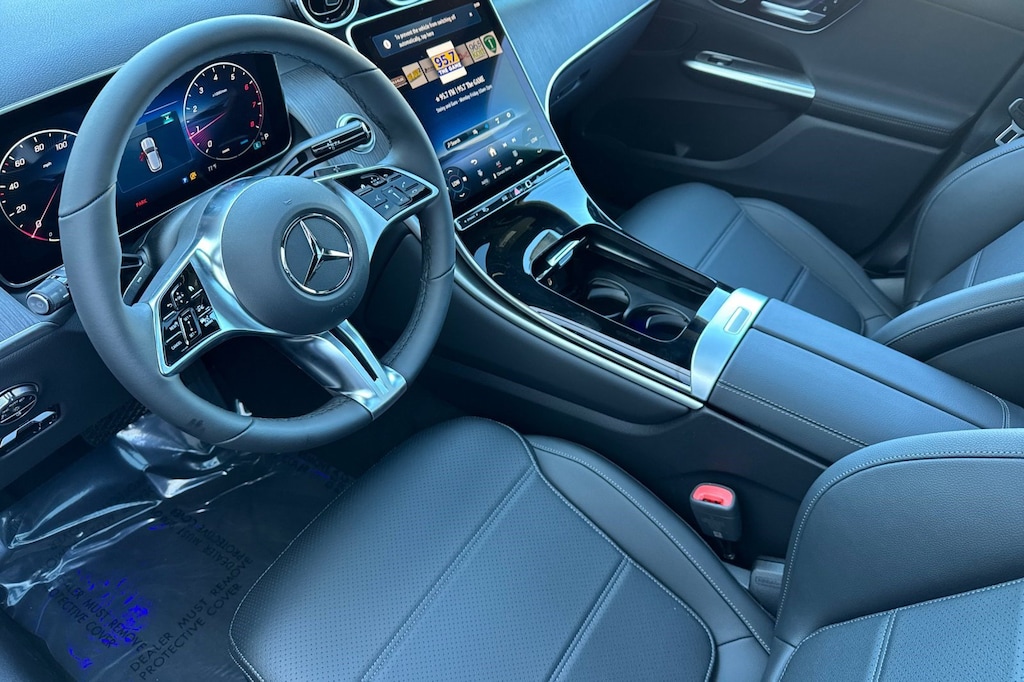 New 2027 Mercedes-Benz GLC 300 4MATIC SUV