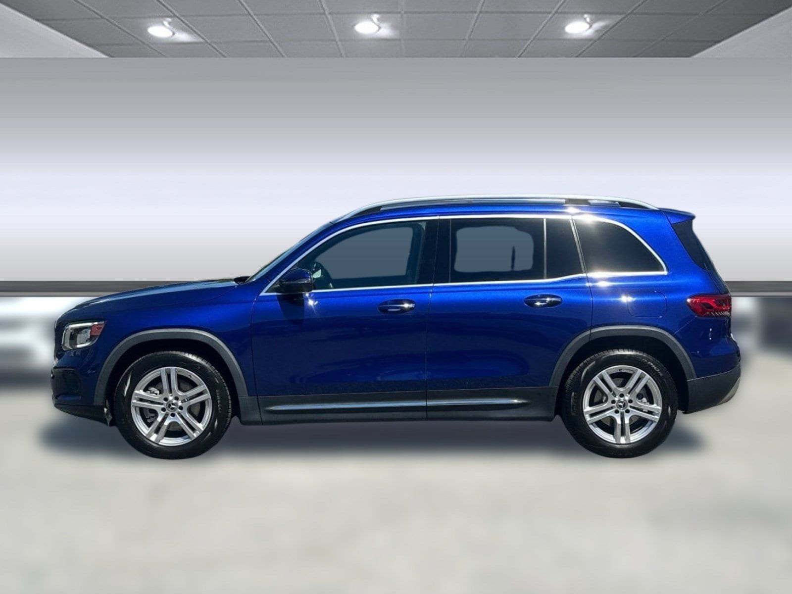 Used 2021 Mercedes-Benz GLB Base with VIN W1N4M4HB9MW122225 for sale in Calabasas, CA