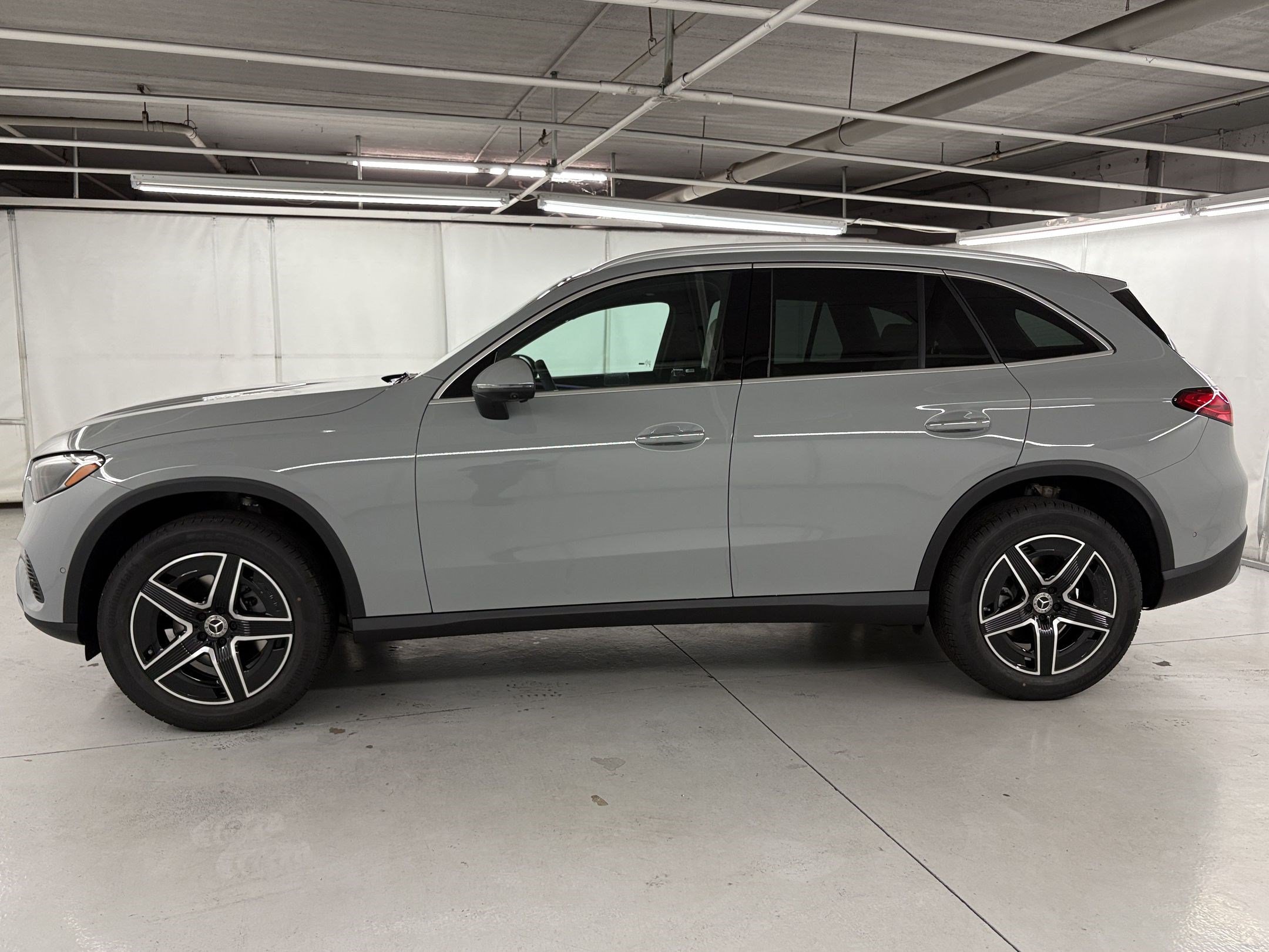 New 2027 Mercedes-Benz GLC 300 SUV