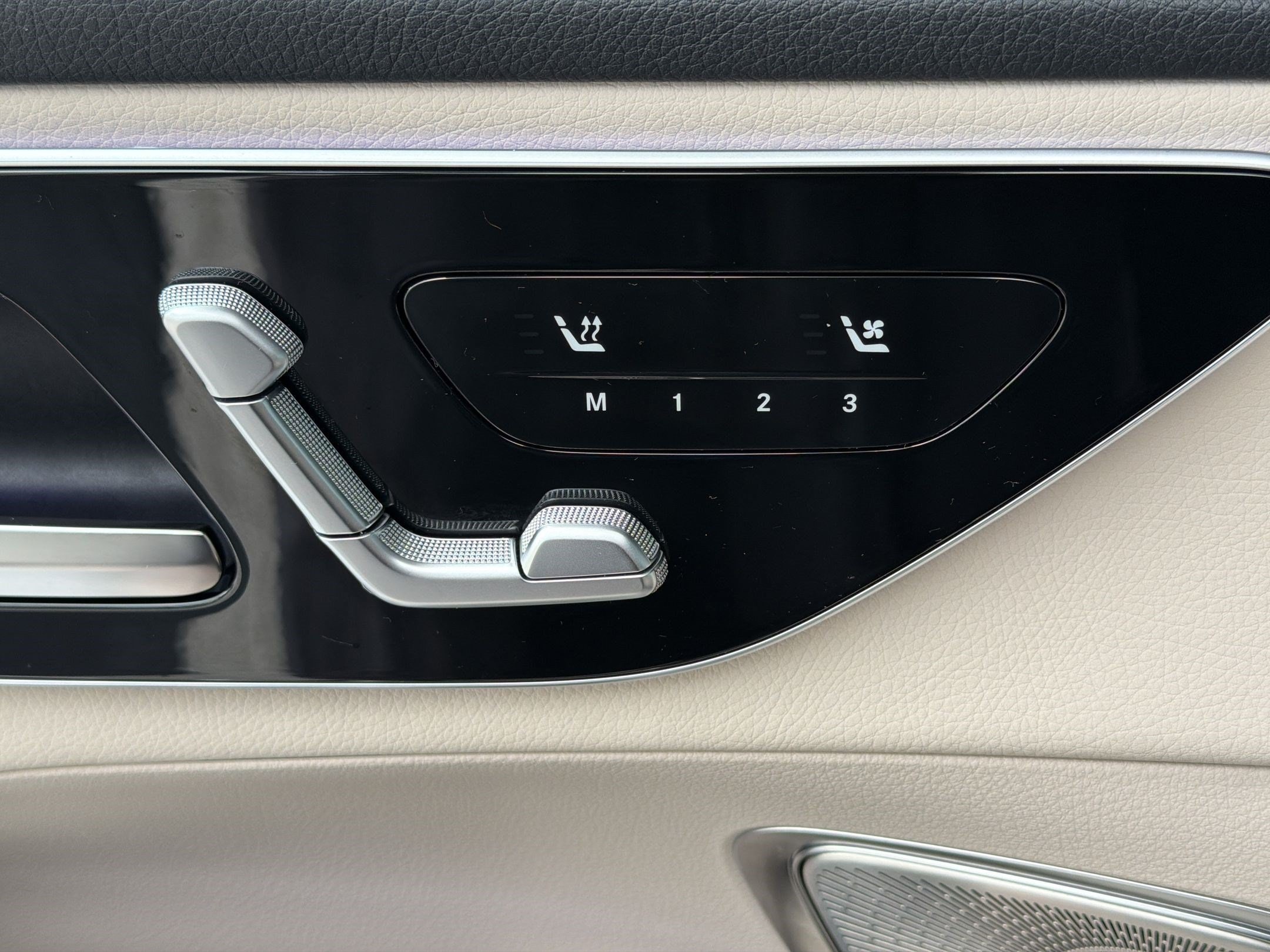 2026 Mercedes-Benz GLC Base - Photo 39
