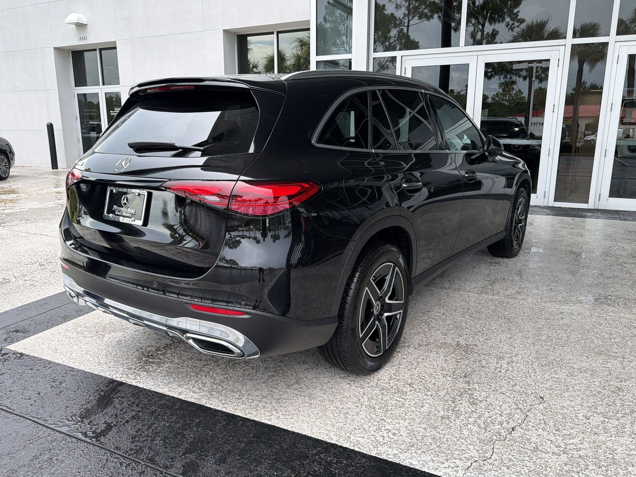 2026 Mercedes-Benz GLC Base - Photo 9