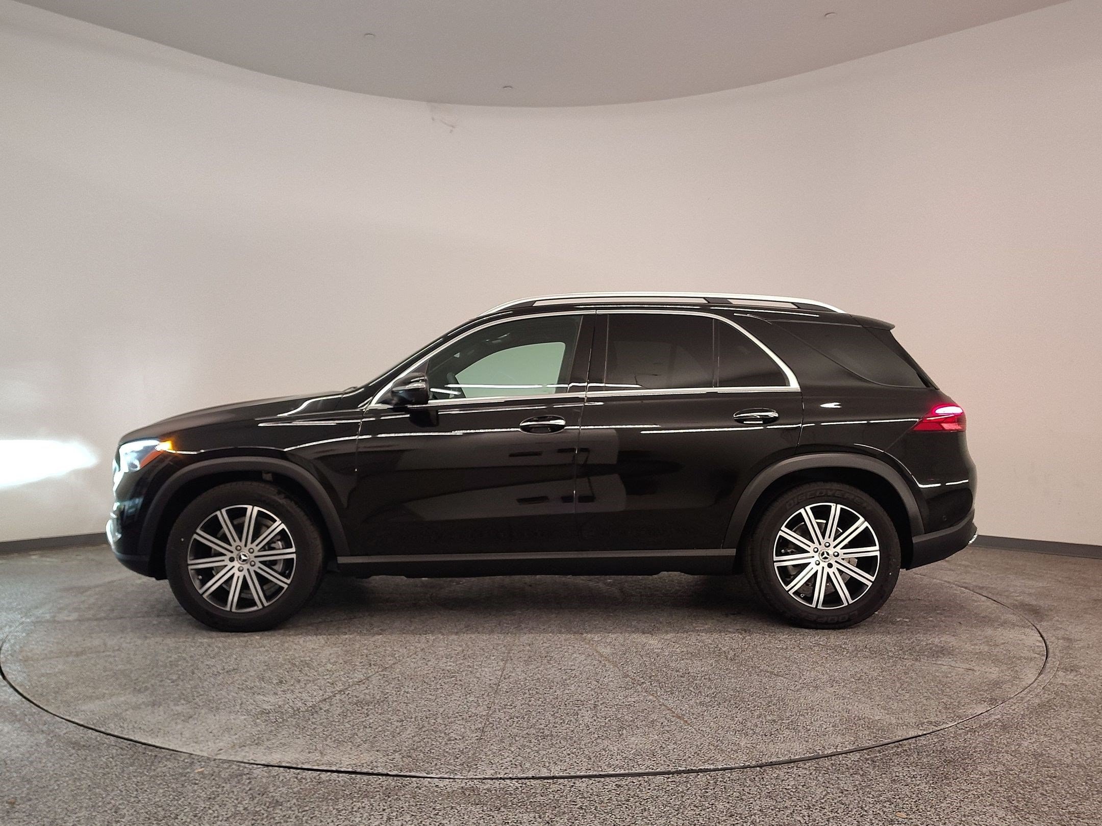 2026 Mercedes-Benz GLE GLE350 - Photo 2