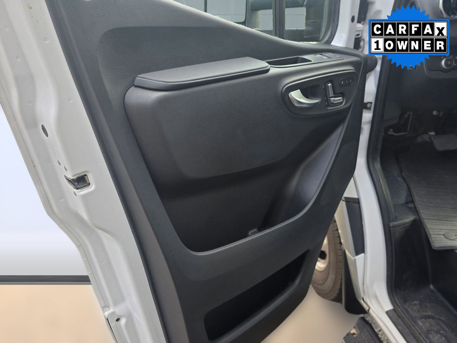 2022 Mercedes-Benz Sprinter Cab Chassis Base - Photo 33