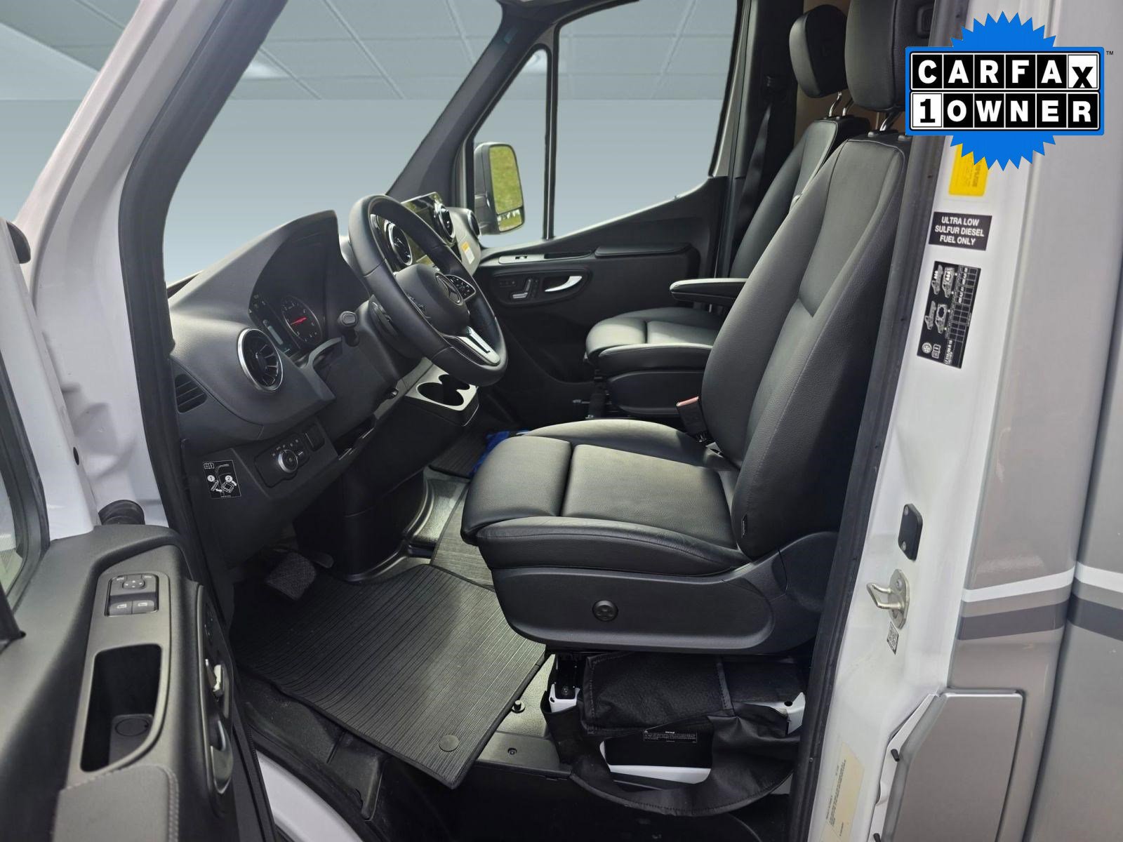 2022 Mercedes-Benz Sprinter Cab Chassis Base - Photo 6