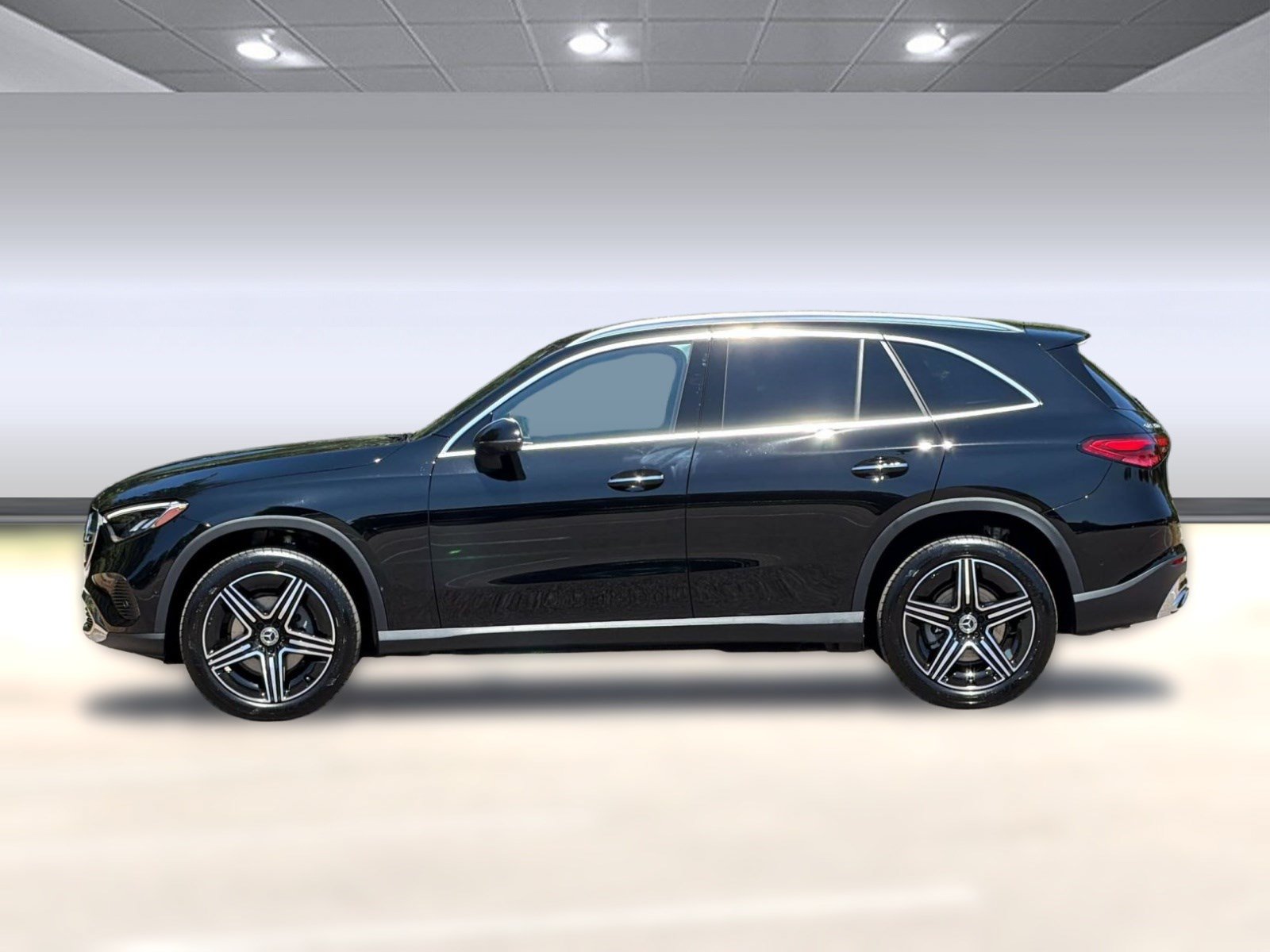 New 2027 Mercedes-Benz GLC 300 4MATIC SUV