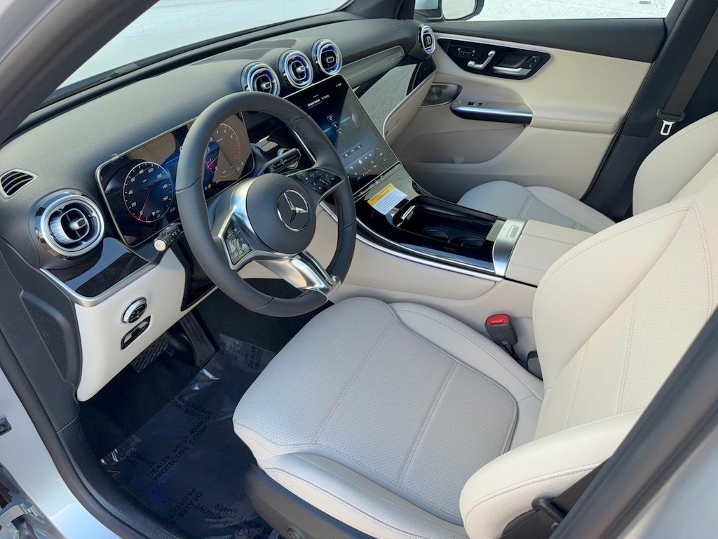 New 2027 Mercedes-Benz GLC 300 4MATIC SUV