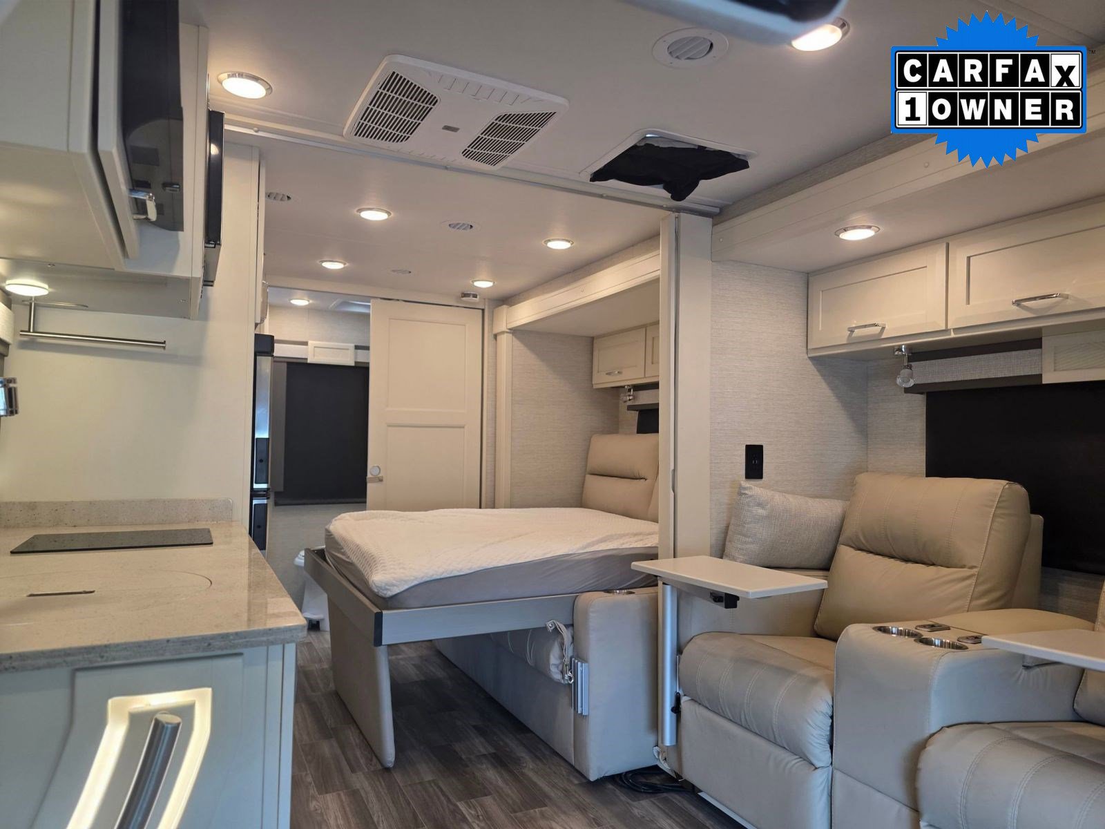 2022 Mercedes-Benz Sprinter Cab Chassis Base - Photo 17