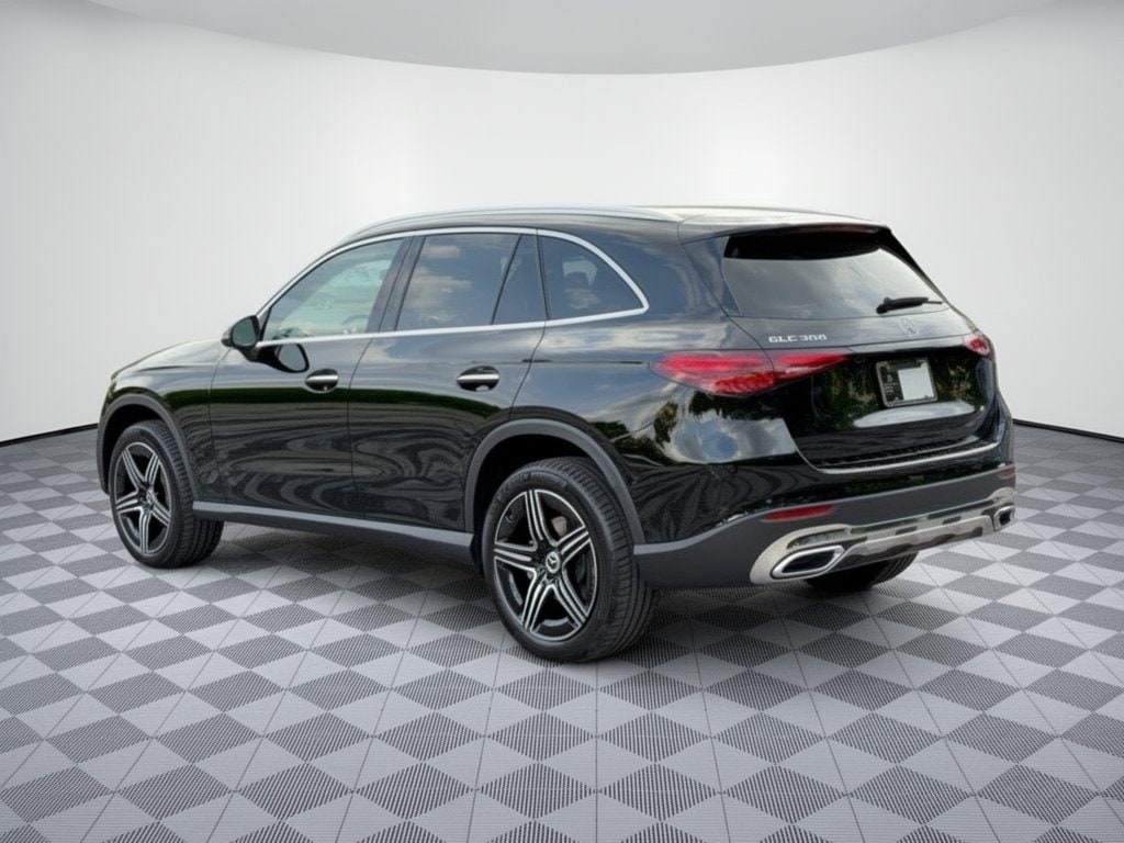 New 2027 Mercedes-Benz GLC 300 4MATIC SUV