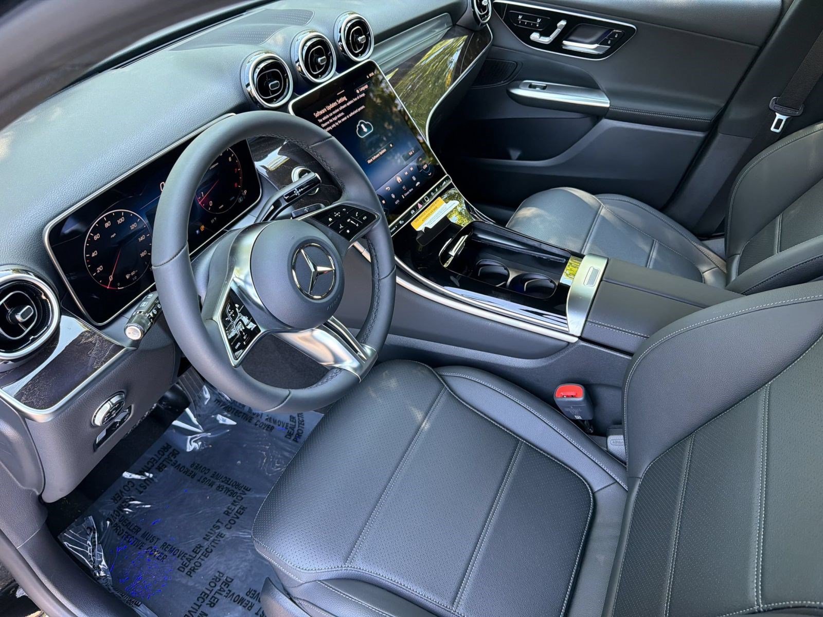 New 2027 Mercedes-Benz GLC 300 4MATIC SUV