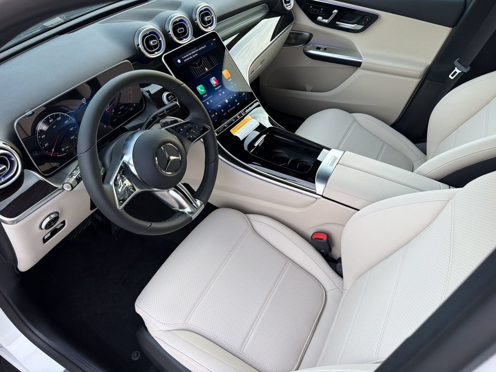New 2027 Mercedes-Benz GLC 300 4MATIC SUV
