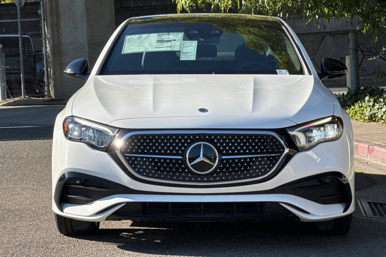 2026 Mercedes-Benz E-Class E350 - Photo 6