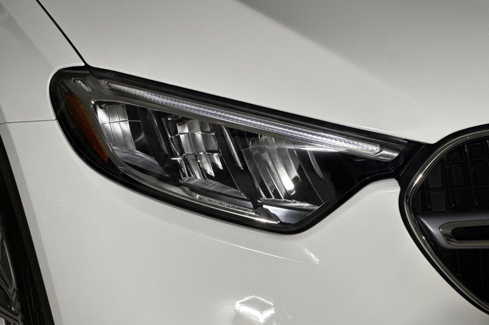 2026 Mercedes-Benz GLC Base - Photo 10