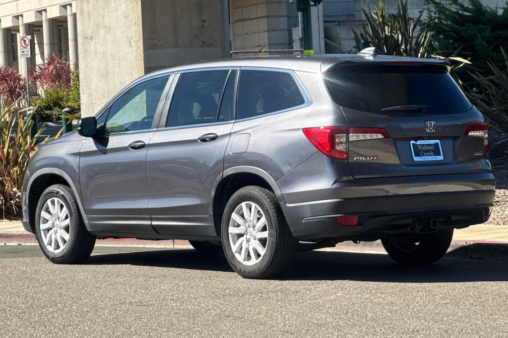 Used 2019 Honda Pilot LX AWD SUV