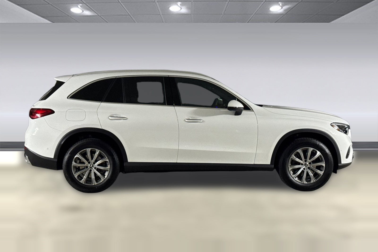2026 Mercedes-Benz GLC Base - Photo 7