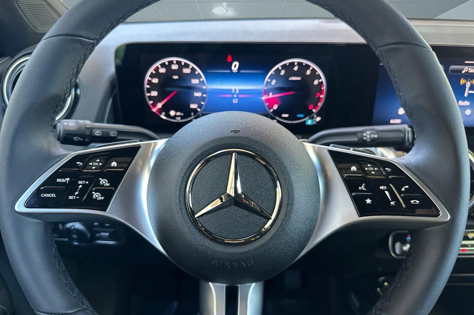2026 Mercedes-Benz GLB GLB 250 - Photo 14
