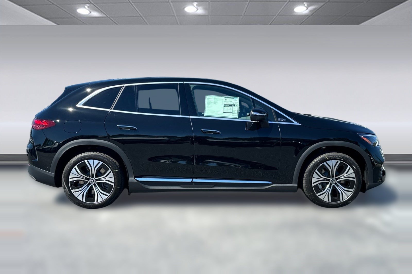 2026 Mercedes-Benz EQE SUV Base - Photo 8