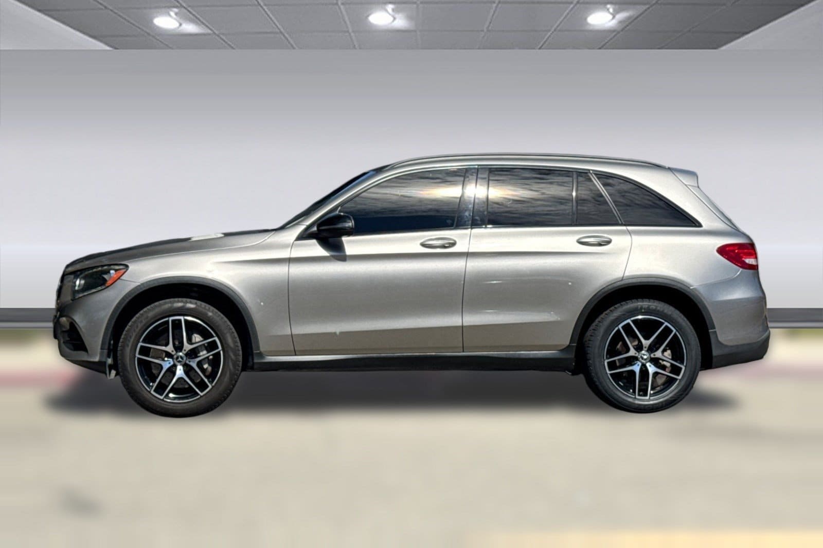 Used 2019 Mercedes-Benz GLC GLC300 with VIN WDC0G4JB4KF481402 for sale in Walnut Creek, CA