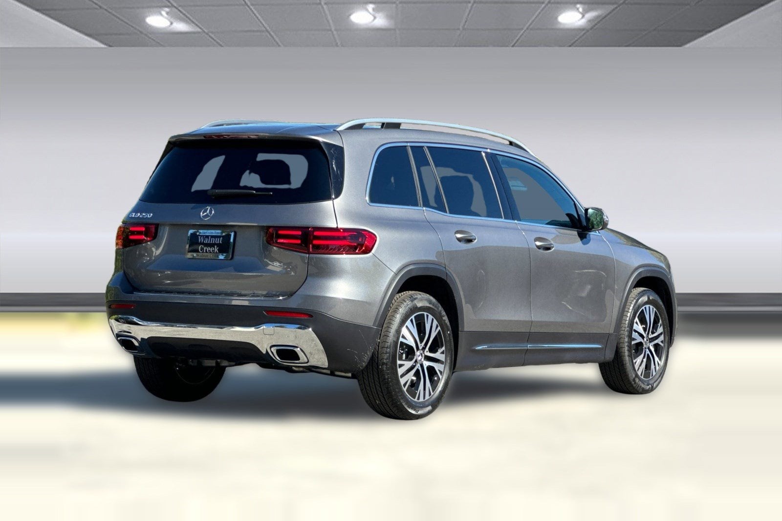 2026 Mercedes-Benz GLB GLB 250 - Photo 8