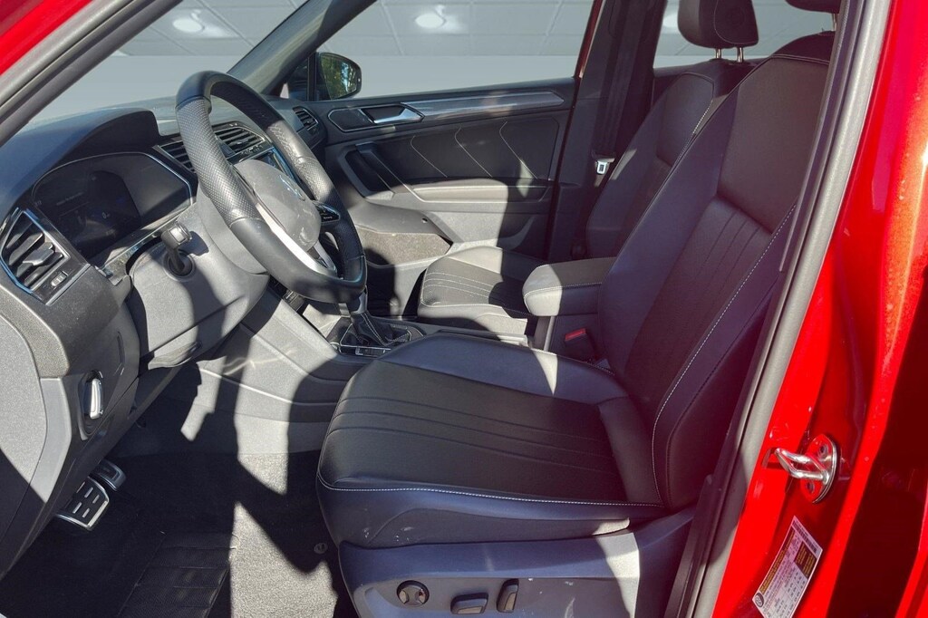 Used 2024 Volkswagen Tiguan 2.0T SE R-Line Black FWD SUV