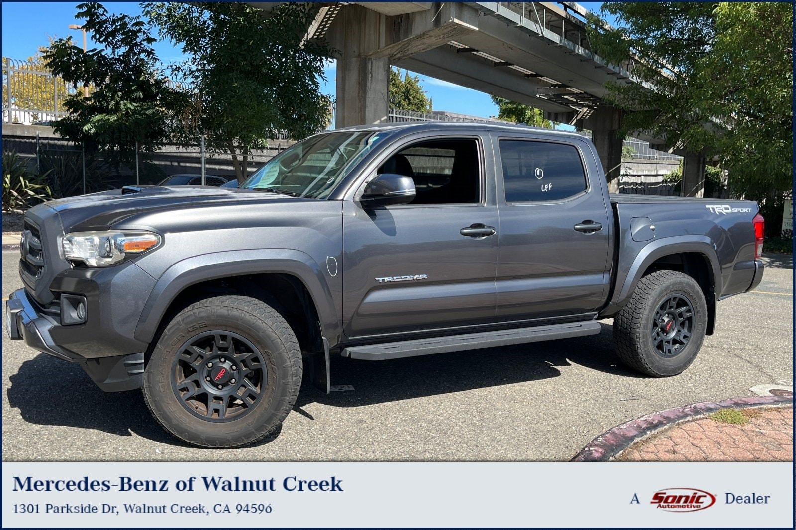 2017 Toyota Tacoma TRD Sport