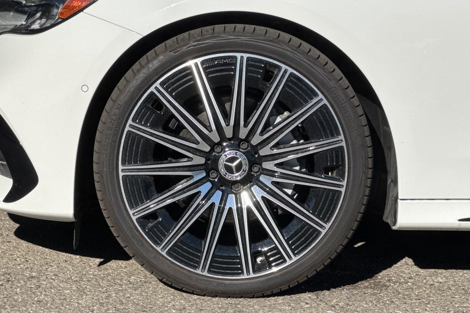 2026 Mercedes-Benz E-Class E350 - Photo 13