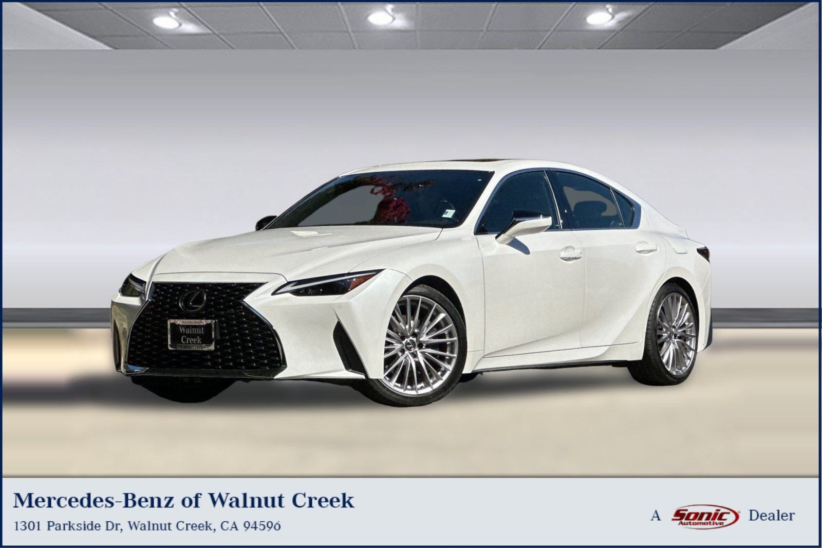 2023 Lexus IS