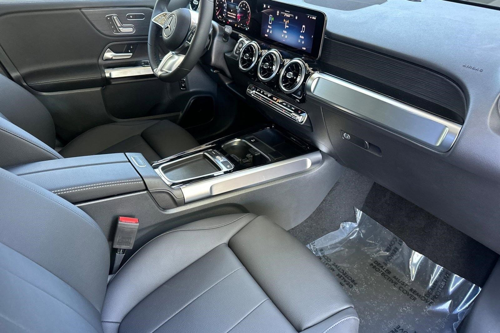 2026 Mercedes-Benz GLB GLB 250 - Photo 25
