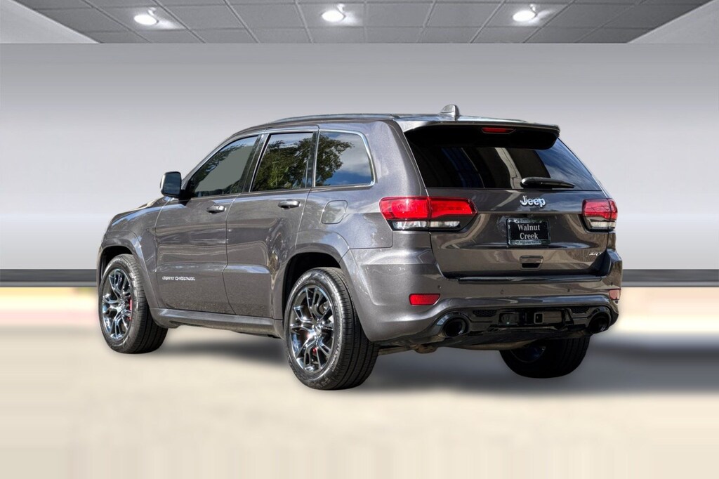 Used 2015 Jeep Grand Cherokee 4WD 4dr SRT SUV
