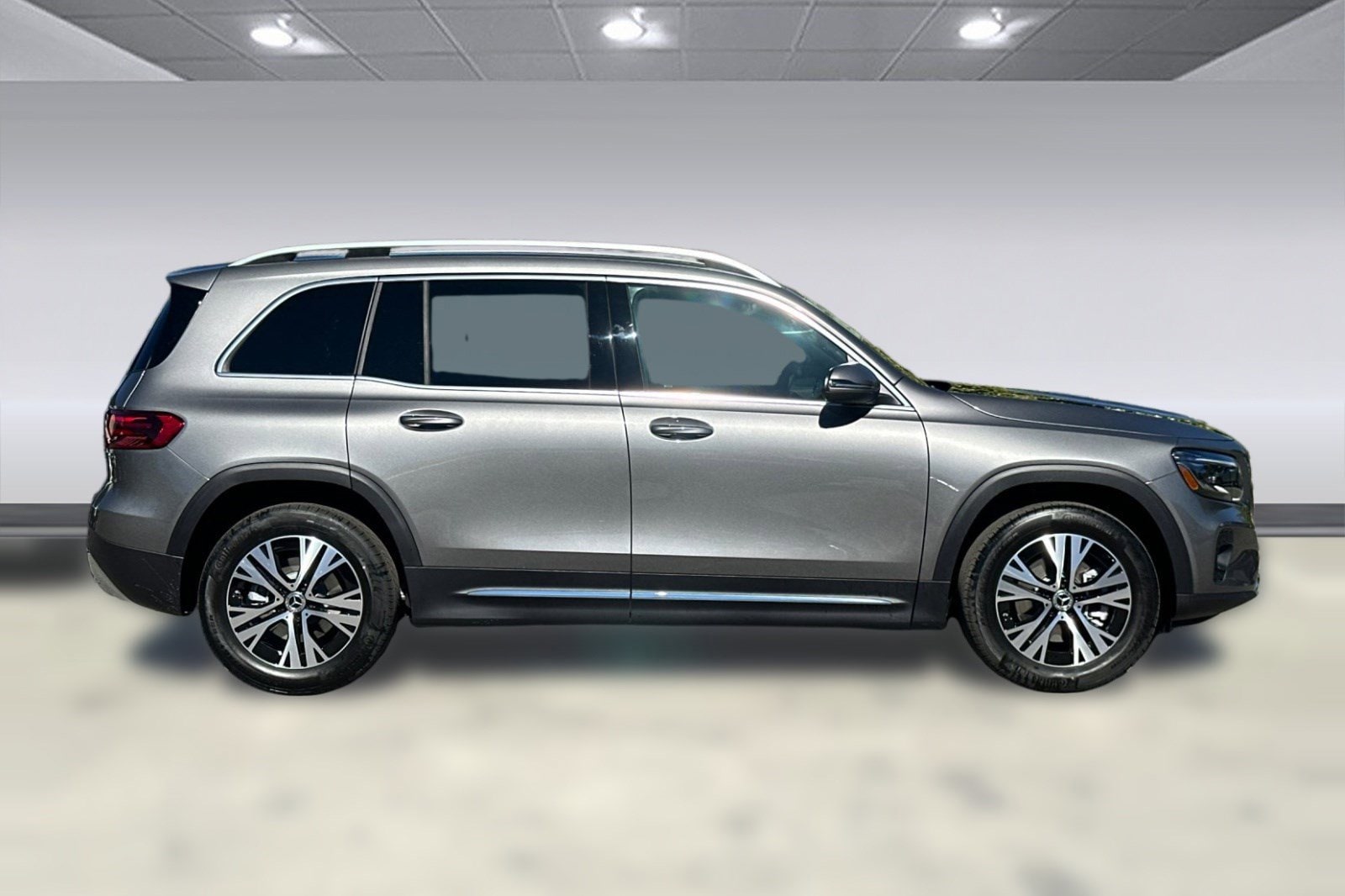 2026 Mercedes-Benz GLB GLB 250 - Photo 7