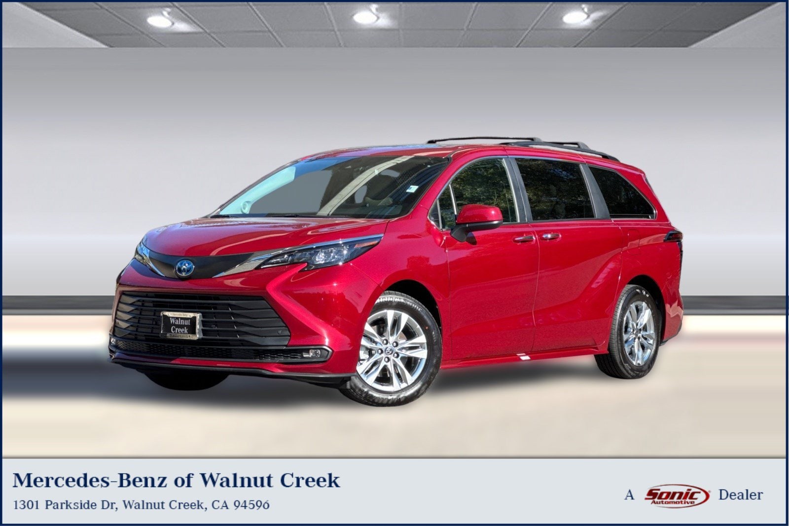 2025 Toyota Sienna XLE