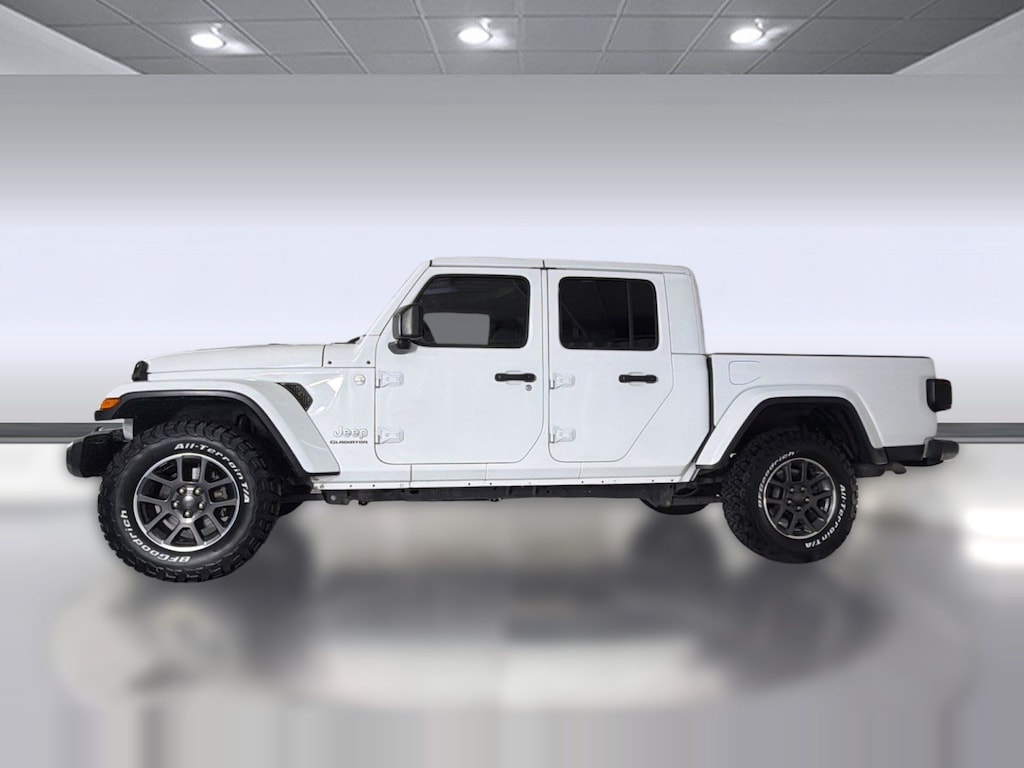 Used 2020 Jeep Gladiator Overland Truck Crew Cab