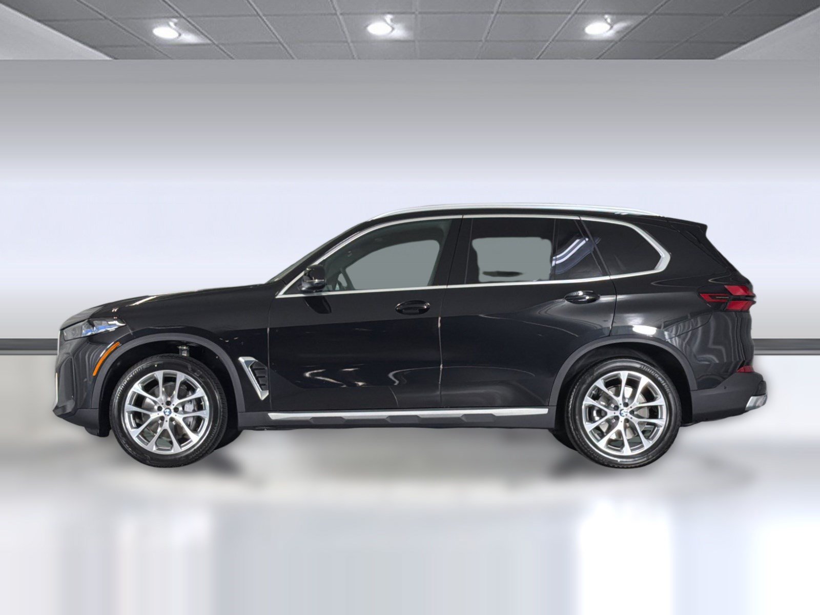 New 2026 BMW X5 sDrive40i SUV