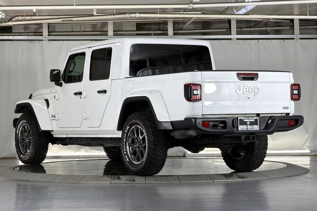 Used 2020 Jeep Gladiator Overland Truck Crew Cab