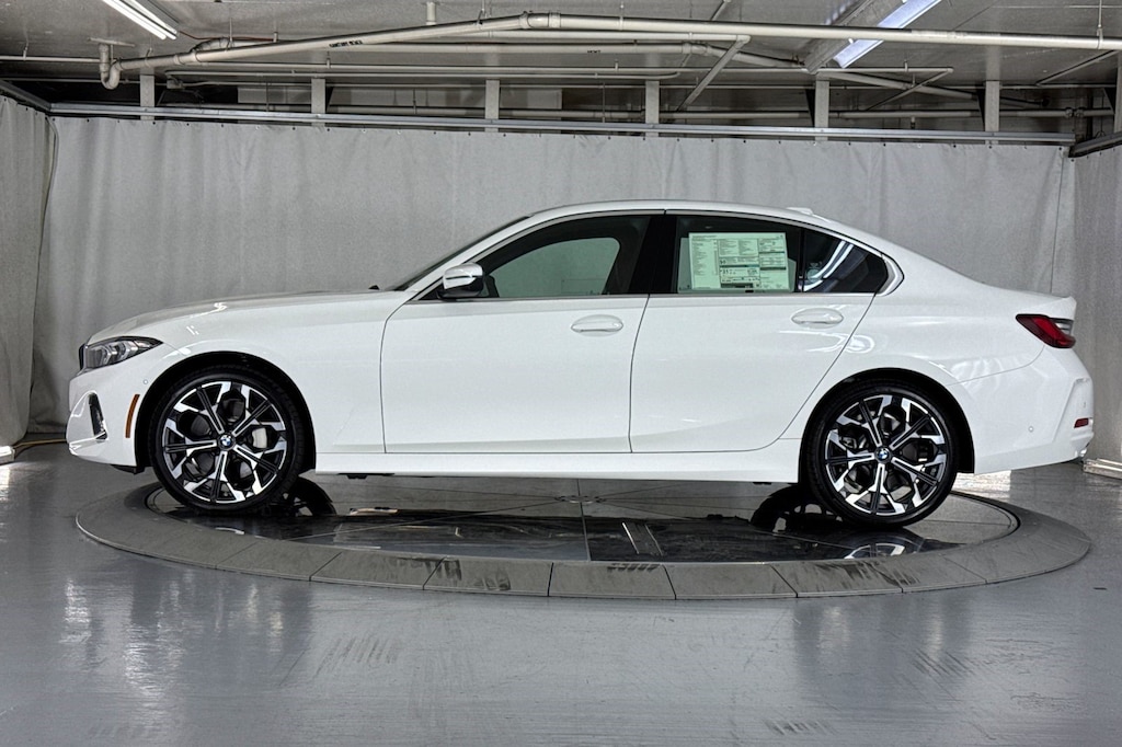 New 2026 BMW 330i Sedan