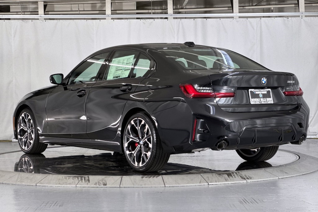 New 2026 BMW 330i Sedan