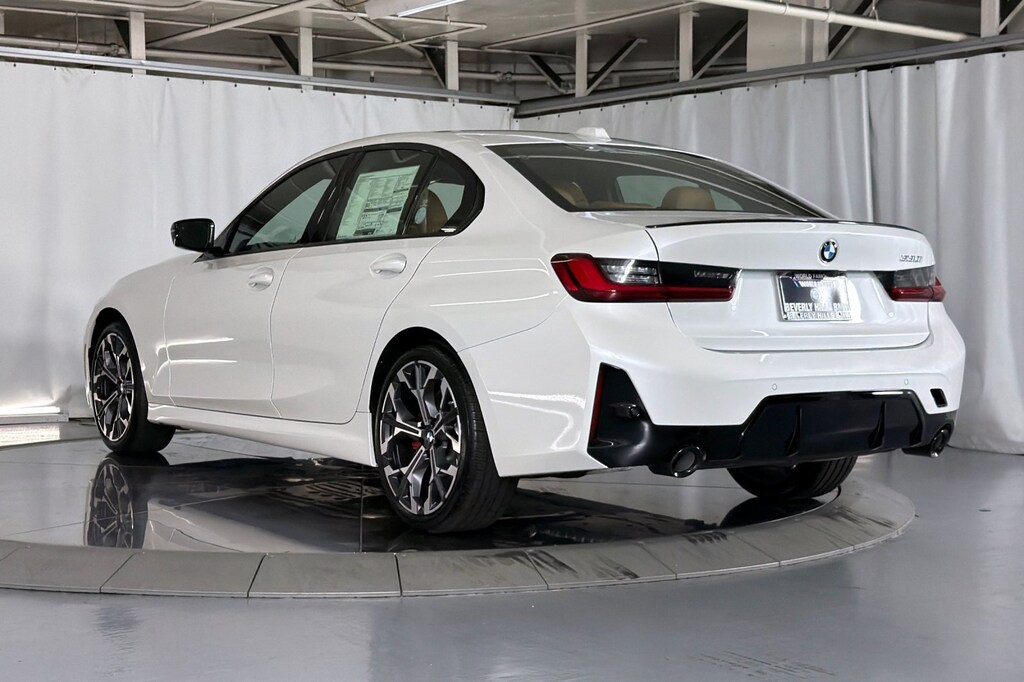 New 2026 BMW 330i Sedan