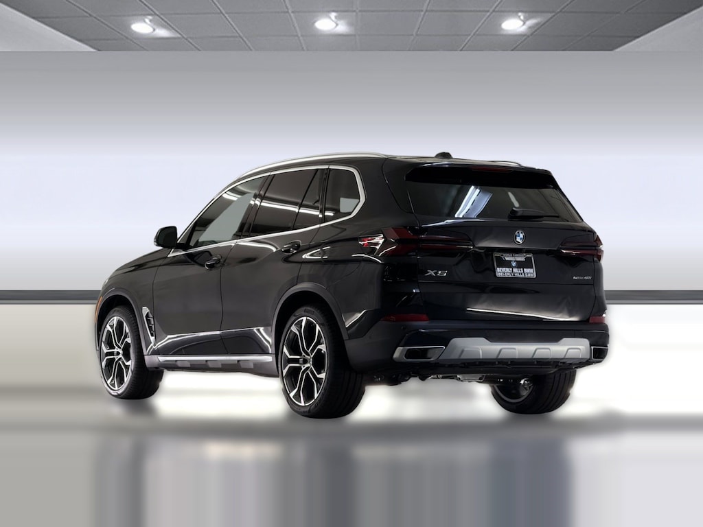 New 2026 BMW X5 sDrive40i SUV