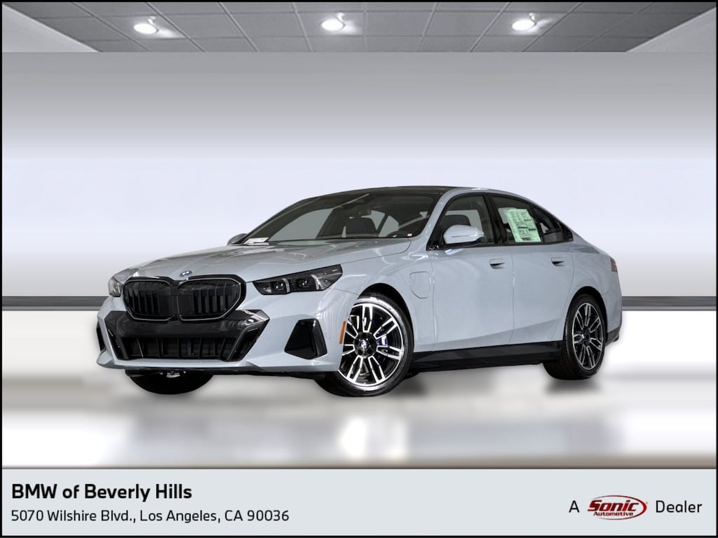 New 2027 BMW 550e xDrive Sedan