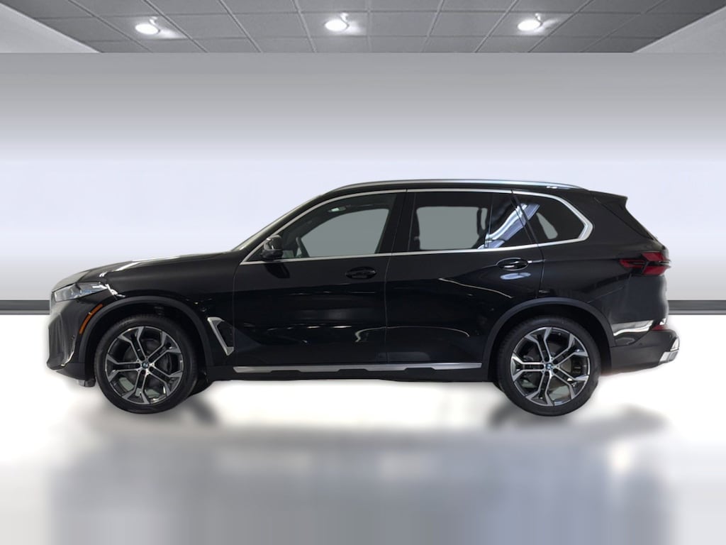 New 2026 BMW X5 sDrive40i SUV