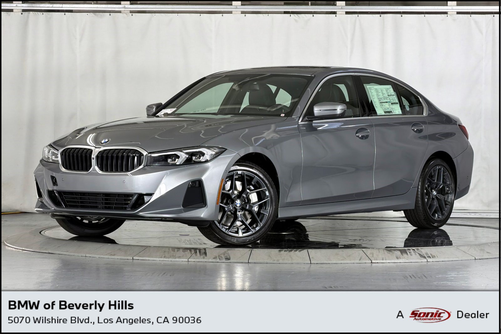  BMW 330i
