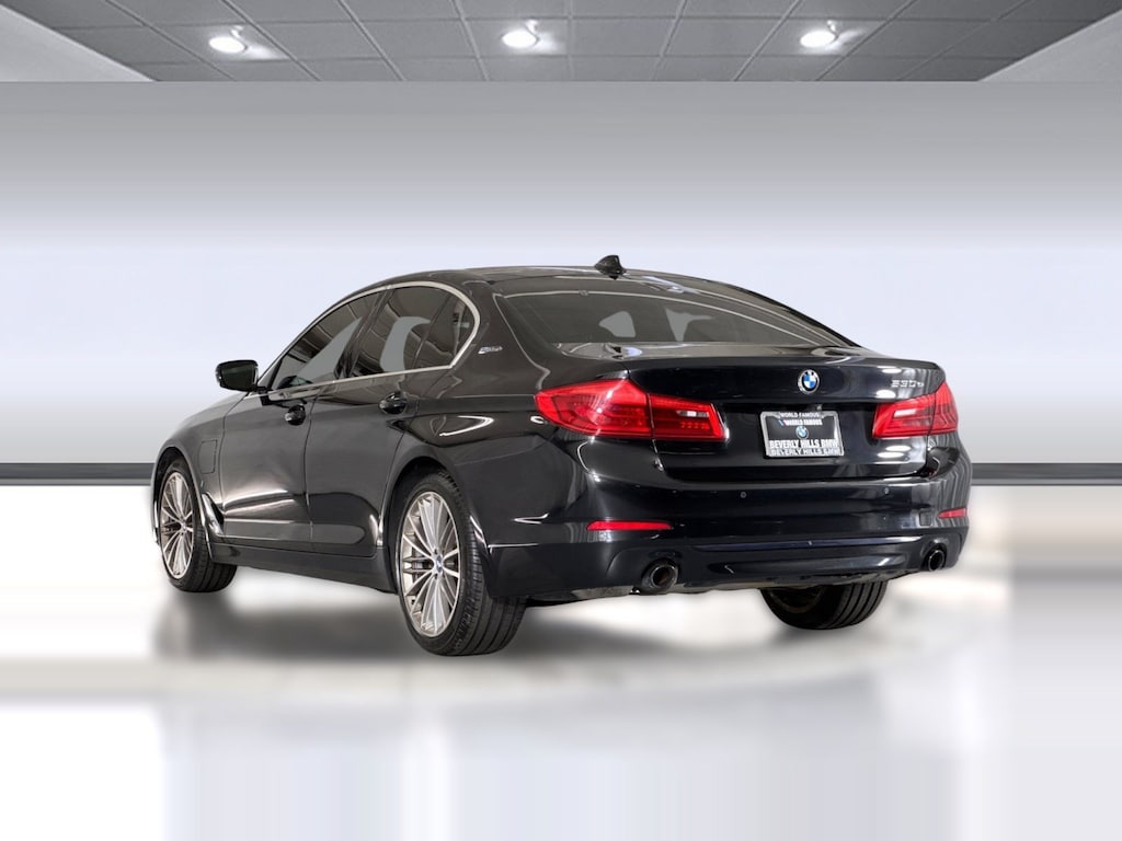 Used 2019 BMW 530e Sedan