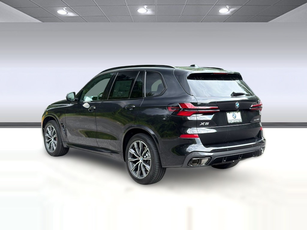 New 2026 BMW X5 sDrive40i SUV