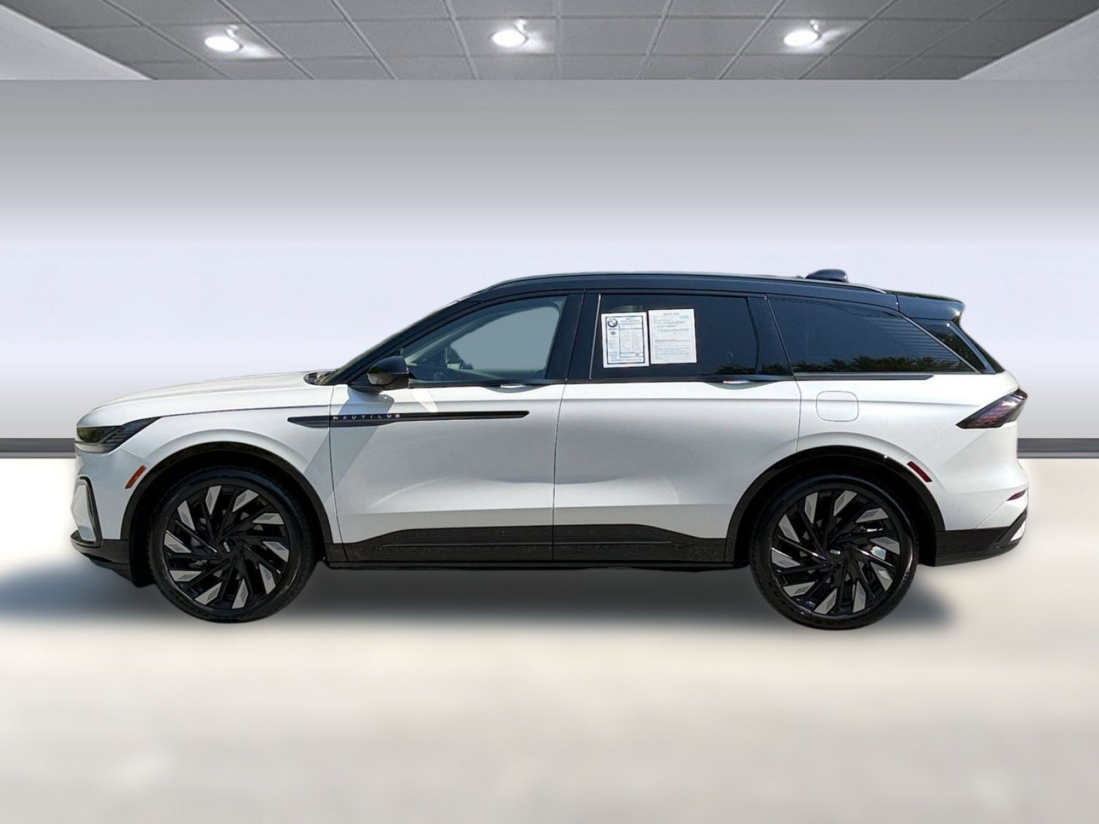 5LMPJ8K44SJ929124