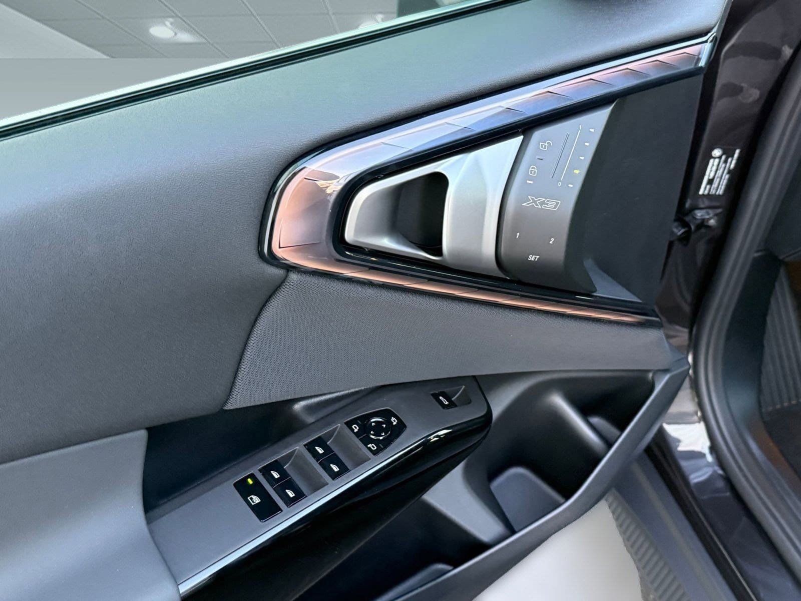 2026 BMW X3 30 - Photo 11