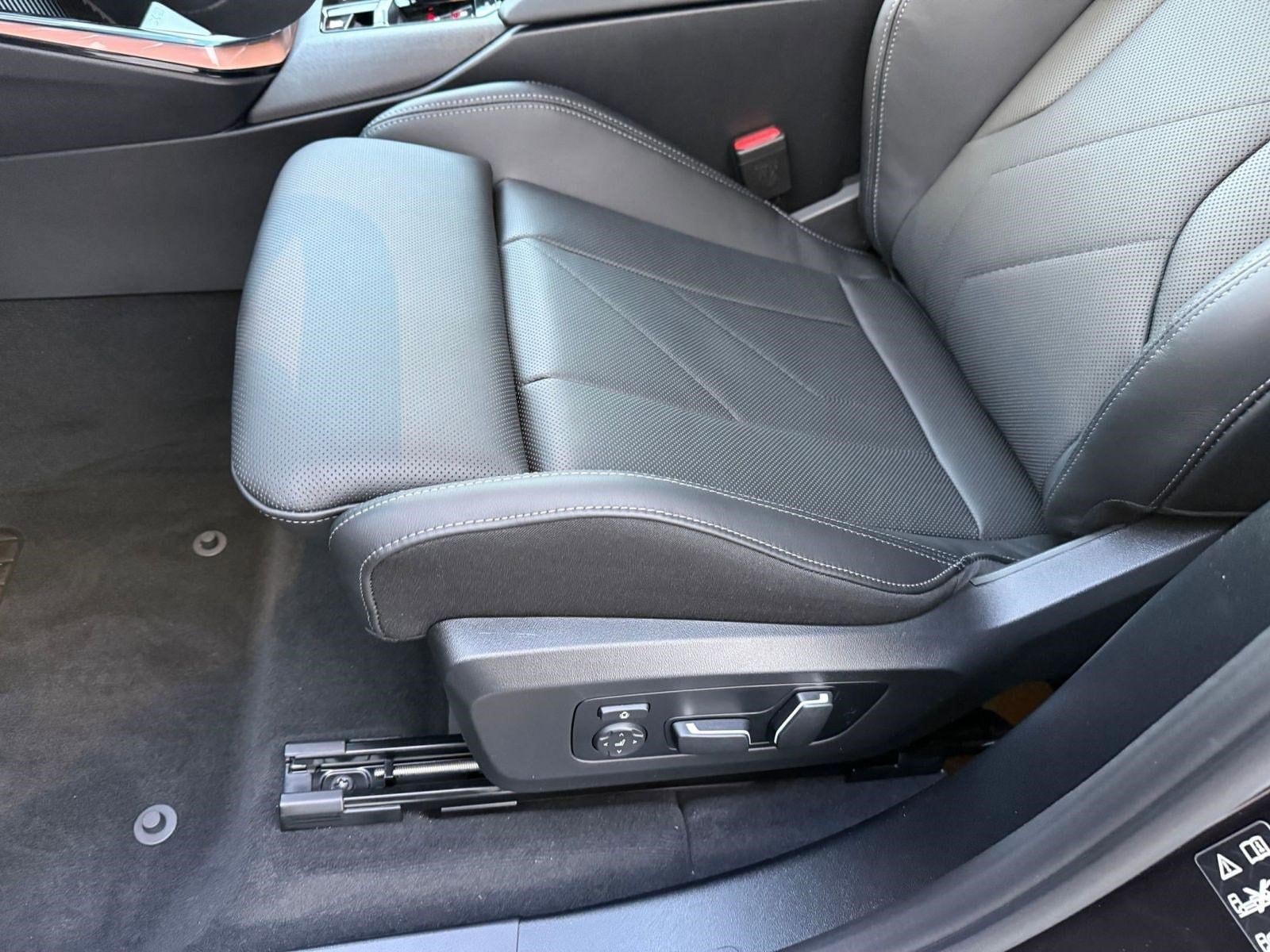 2026 BMW X3 30 - Photo 12